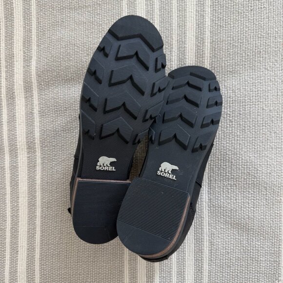 Sorel Emelie Chelsea Boots with Lug Sole - Waterproof - Picture 7 of 11